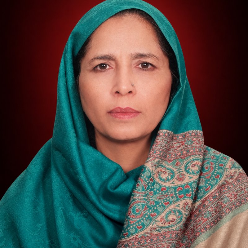Dr Nusrat Shehbaz